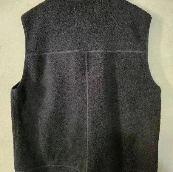 St. John's Sherpa Vest Black size XL - Picture 3 of 3